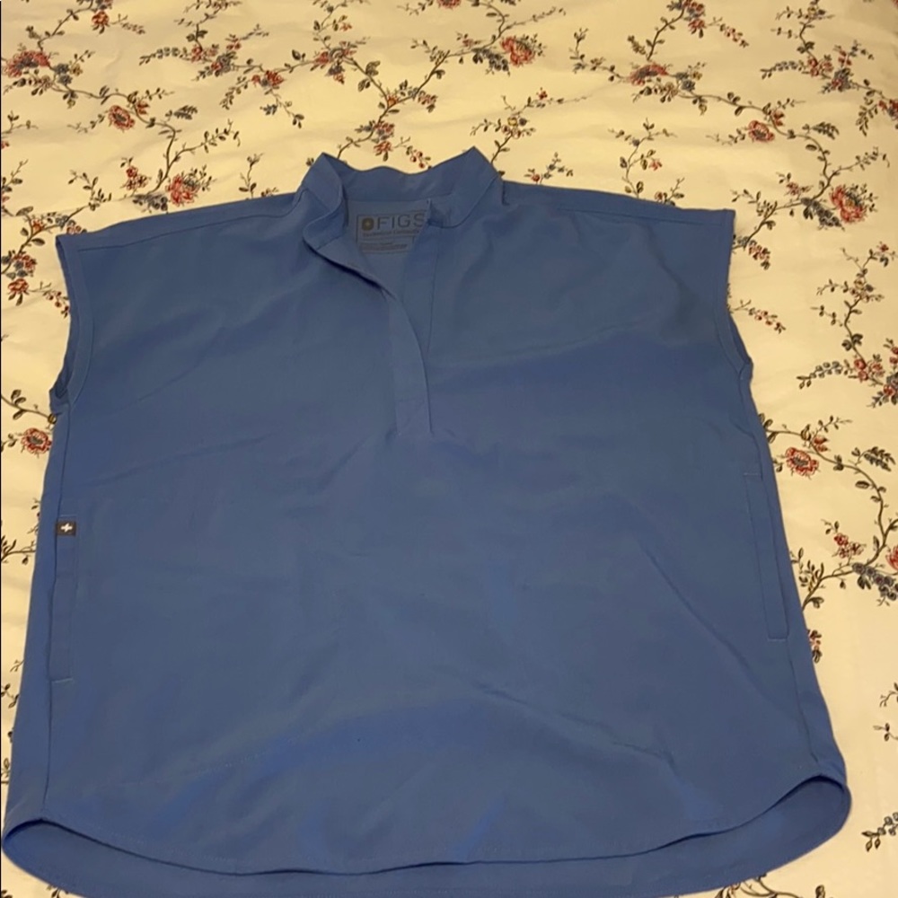 Rafaela- mandarin collar scrub top